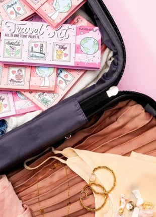 Misslyn TRAVEL KIT ALL IN ONE TEINT PALETTE 4*4g , 1 GLOBETROTTER