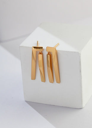 Geometric Sculpture Silver Necklace D0277