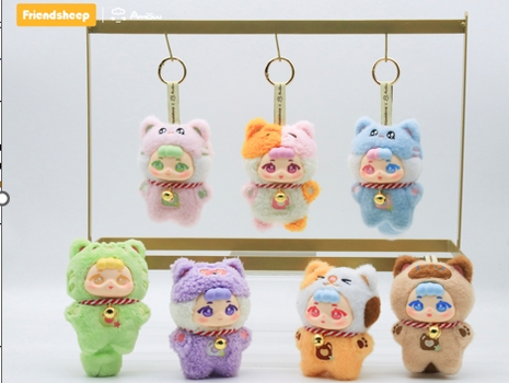 AMOW Kitten Party Plush Toy Surprise Box