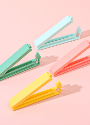 24 sealing clips (10 large, 14 small)