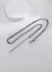 Necklace / Platinum