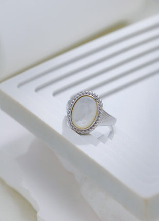 S925 Silver White Shell Ring J0350