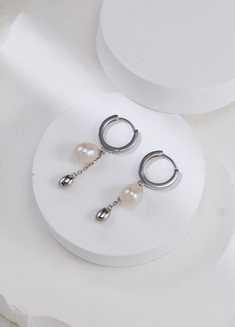 S925 Silver Pearl Earrings CE0246