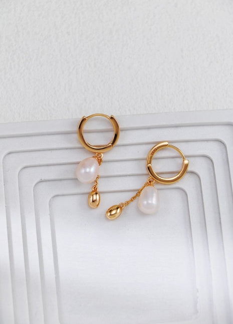 S925 Silver Pearl Earrings CE0246