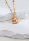 Necklace / Unknown color