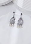 Earrings / Platinum
