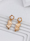 Earrings / Unknown color