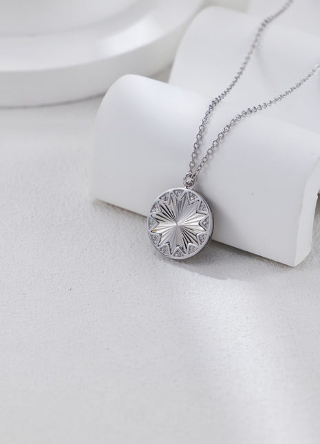 S925 Silver CNC Zircon Inlaid Round Pendant Necklace D0543