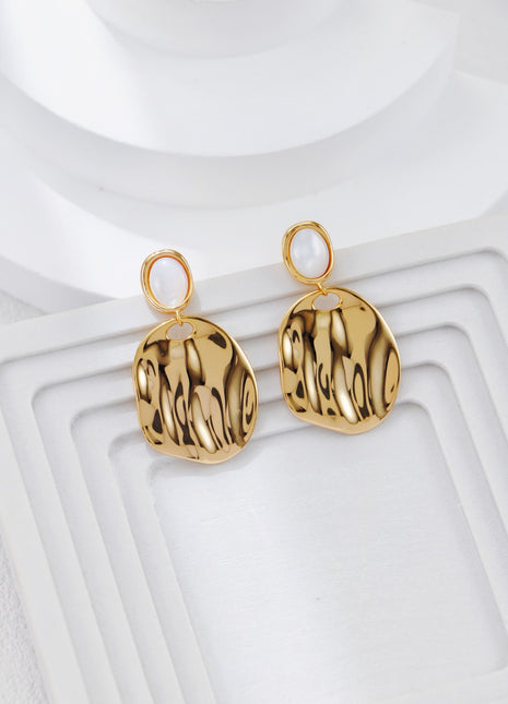 S925 Silver White Shell Earrings CE0306