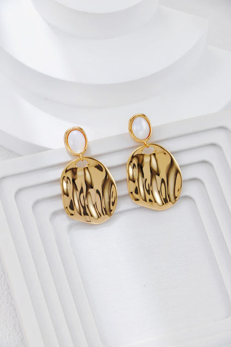 S925 Silver White Shell Earrings CE0306