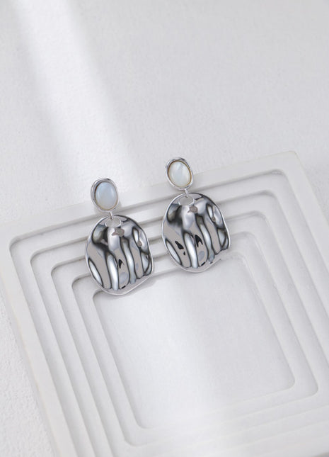 S925 Silver White Shell Earrings CE0306