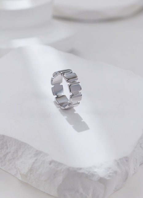S925 Silver Square Ring J0382