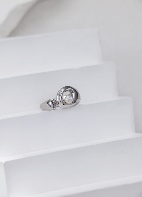 S925 Silver Pearl Ring J0383