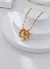Necklace / Vintage gold