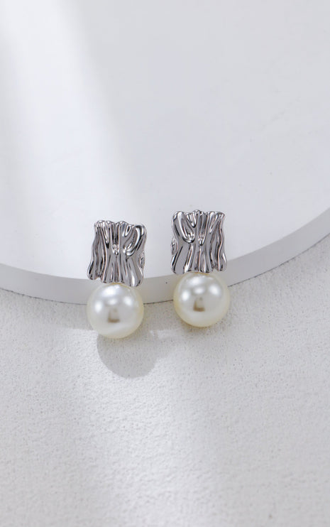 S925 Silver Pearl Earrings CE0348