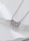 Necklace / Platinum