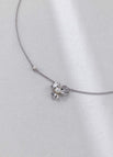 Necklace / Platinum