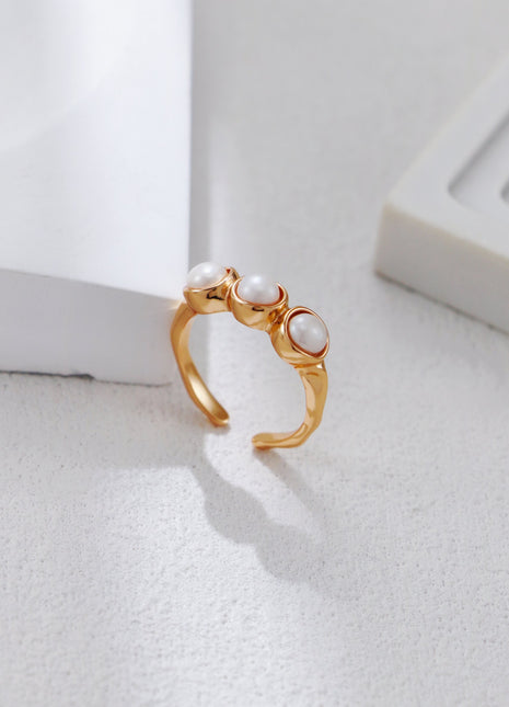 S925 Silver Pearl Ring J0401
