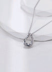 Necklace / Platinum