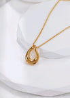 Necklace / Vintage gold