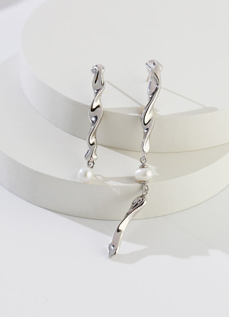 Simple Sterling Silver Ring J0136