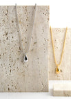 Necklace / Vintage gold