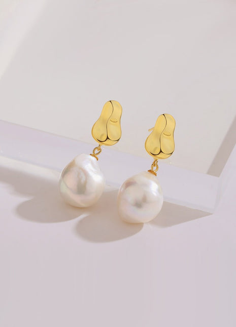 Irregular Baroque Pearl Earrings E0579