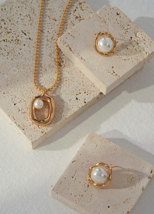 Sterling silver pearl earrings E0762