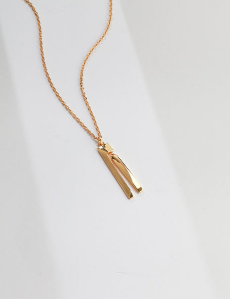 Geometric Sculpture Silver Necklace D0277
