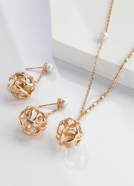 Sterling silver pearl earrings E0845