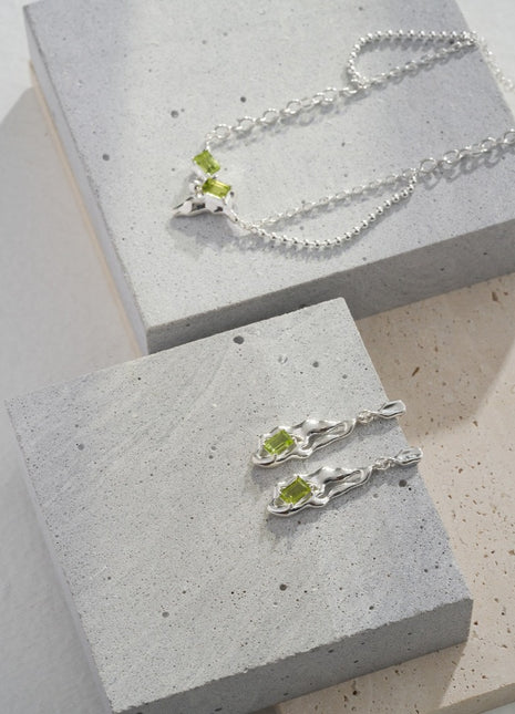 Natural Peridot Earrings E0785