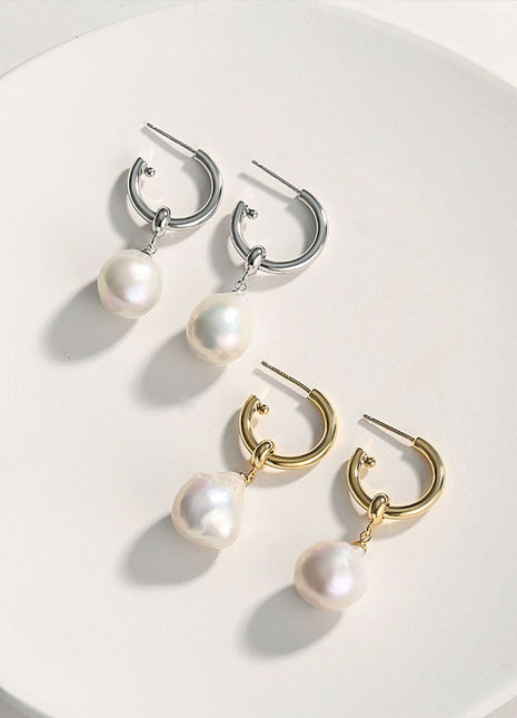 Irregular baroque pearl earrings E0696
