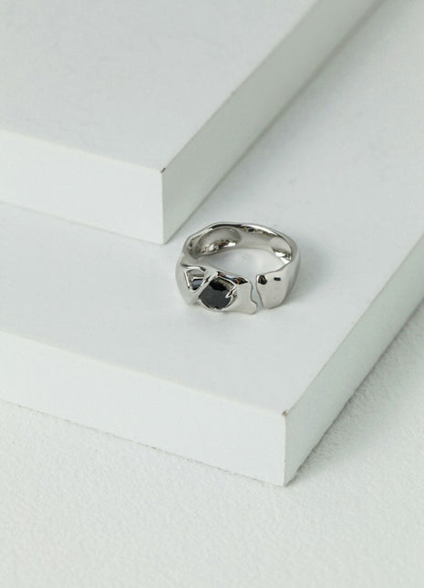 Sterling silver synthetic spinel ring J0181