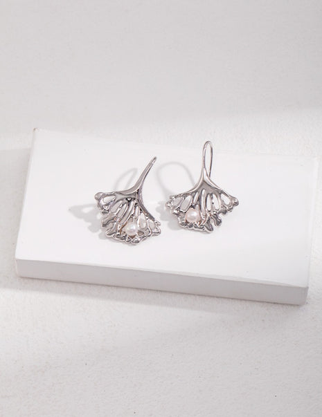Ginkgo Leaf Silver Pearl Necklace D0385