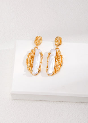Sterling silver pearl earrings E01046