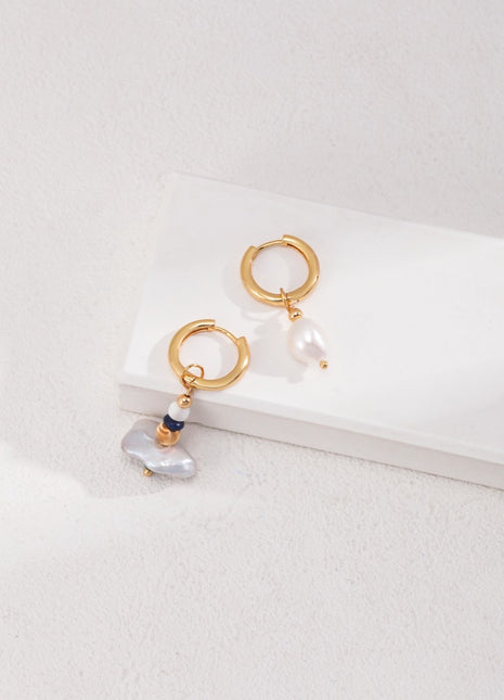 Sterling silver pearl earrings E01106-2