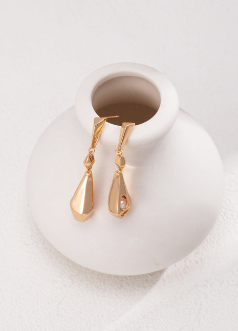 Sterling silver pearl earrings E01082