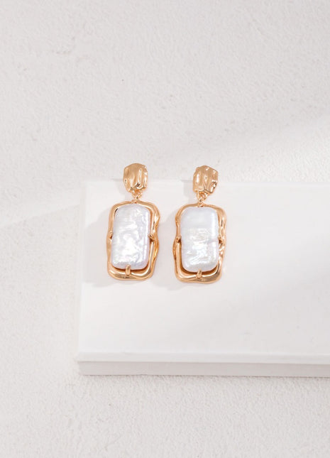 Natural pearl earrings E01090-2