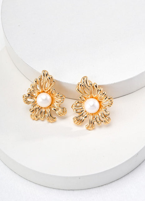Natural Pearl Earrings E01142-2