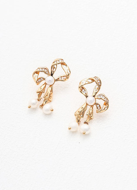 Natural Pearl Earrings E01182