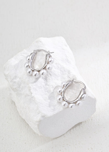 S925 Silver Imitation Pearl Earrings E01215