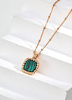 Necklace / Vintage gold