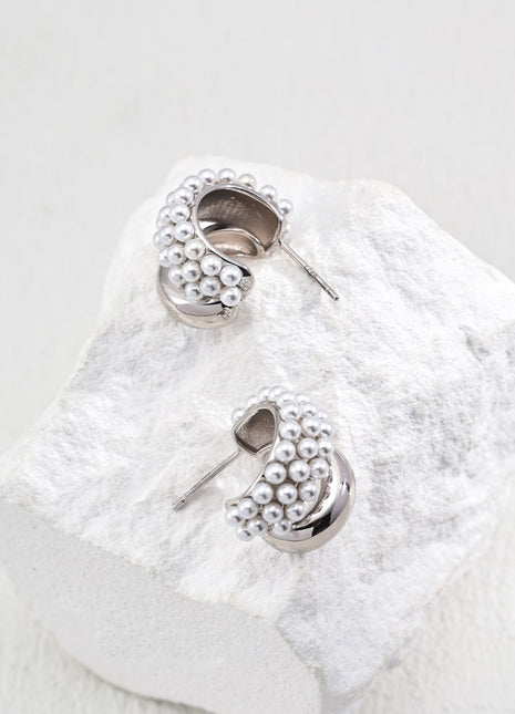 S925 Silver Imitation Pearl Earrings E01248